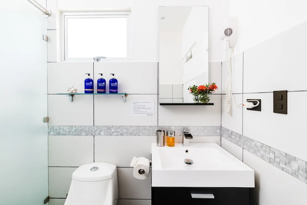 Photo - In the Shade Hotel - Coworking - 300Mbit - Adults Only