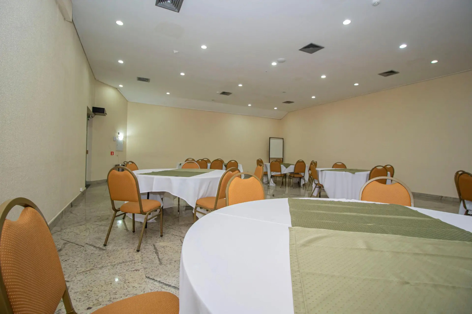 Foto - Hotel Golden Park Curitiba By Nacional Inn