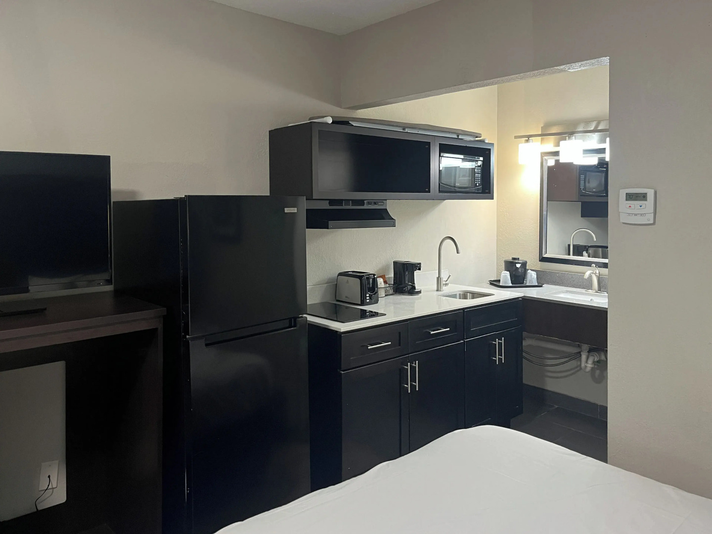 Photo - Motel 6 Charlotte, NC – Airport South