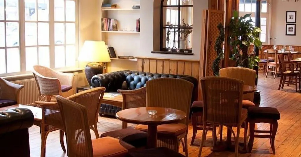 Foto - Hotel Manor - Datchet, Windsor