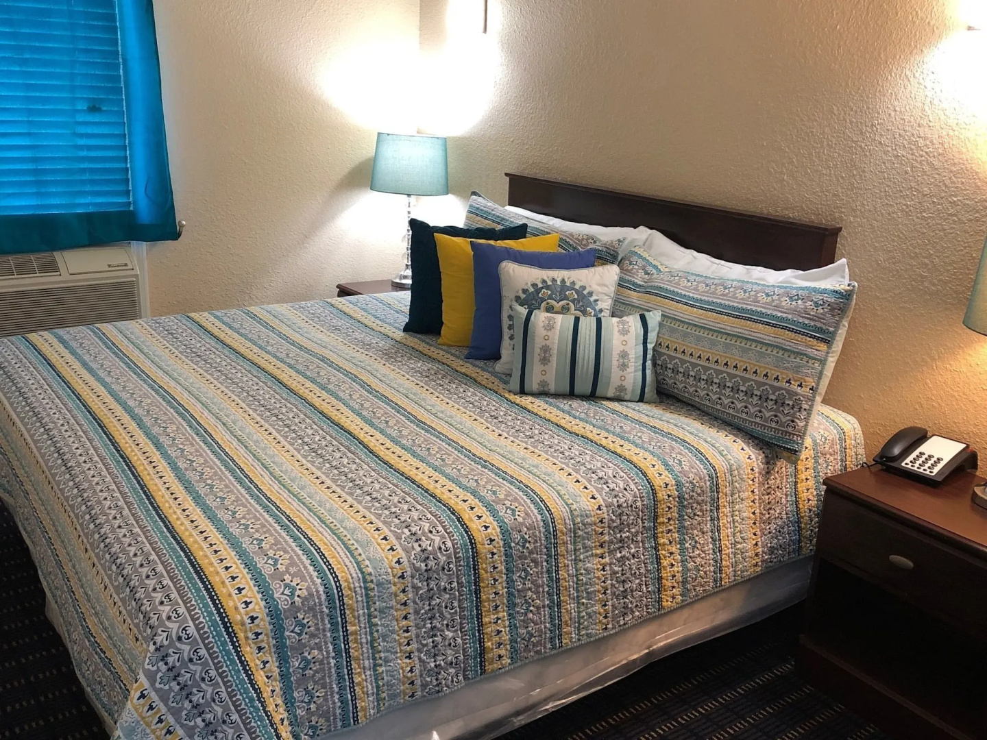Photo - Athens Hotel & Suites