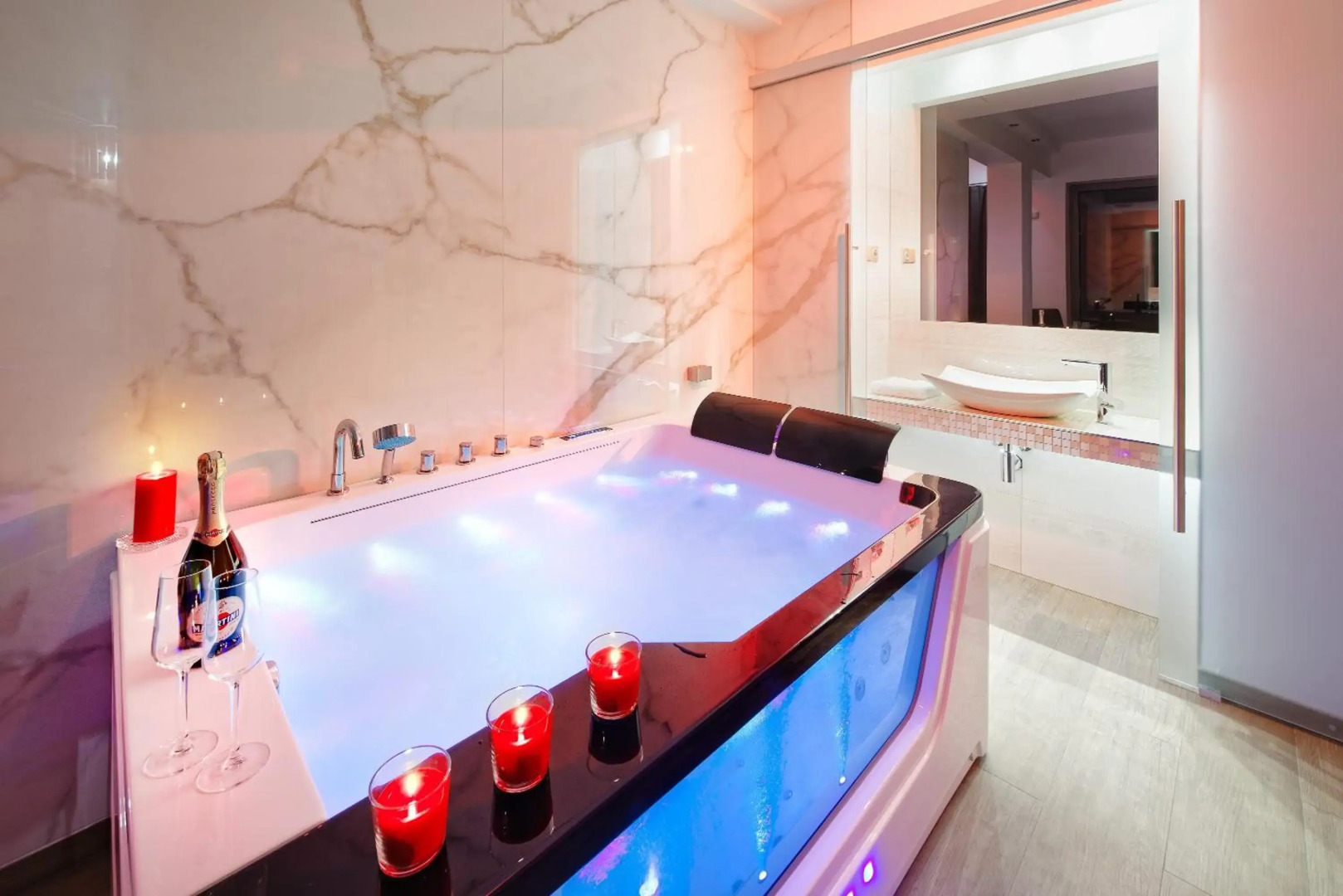 Foto - Hotel Aura Design & Garden Pool