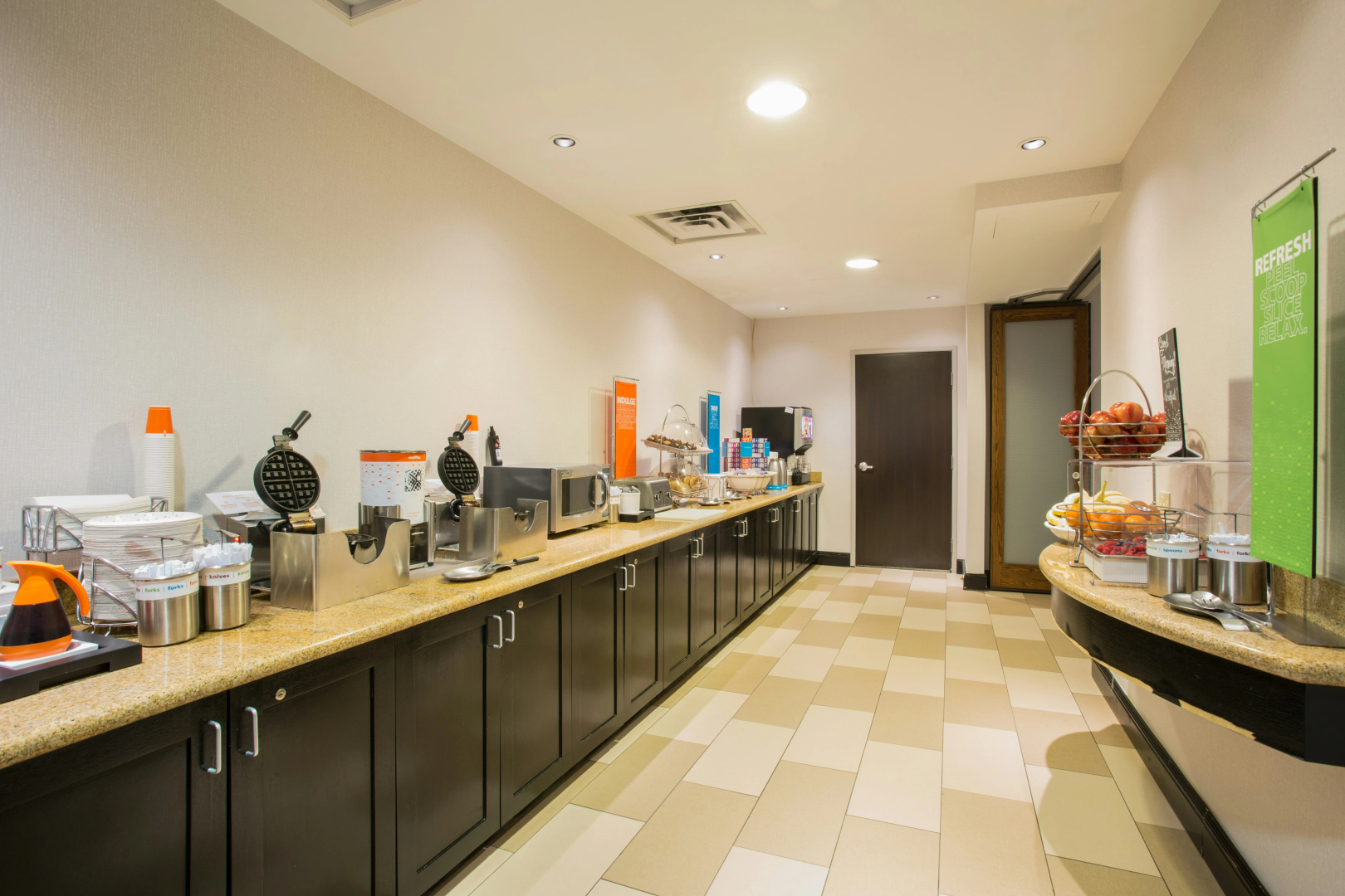 Photo - Hampton Inn & Suites Denver-Downtown