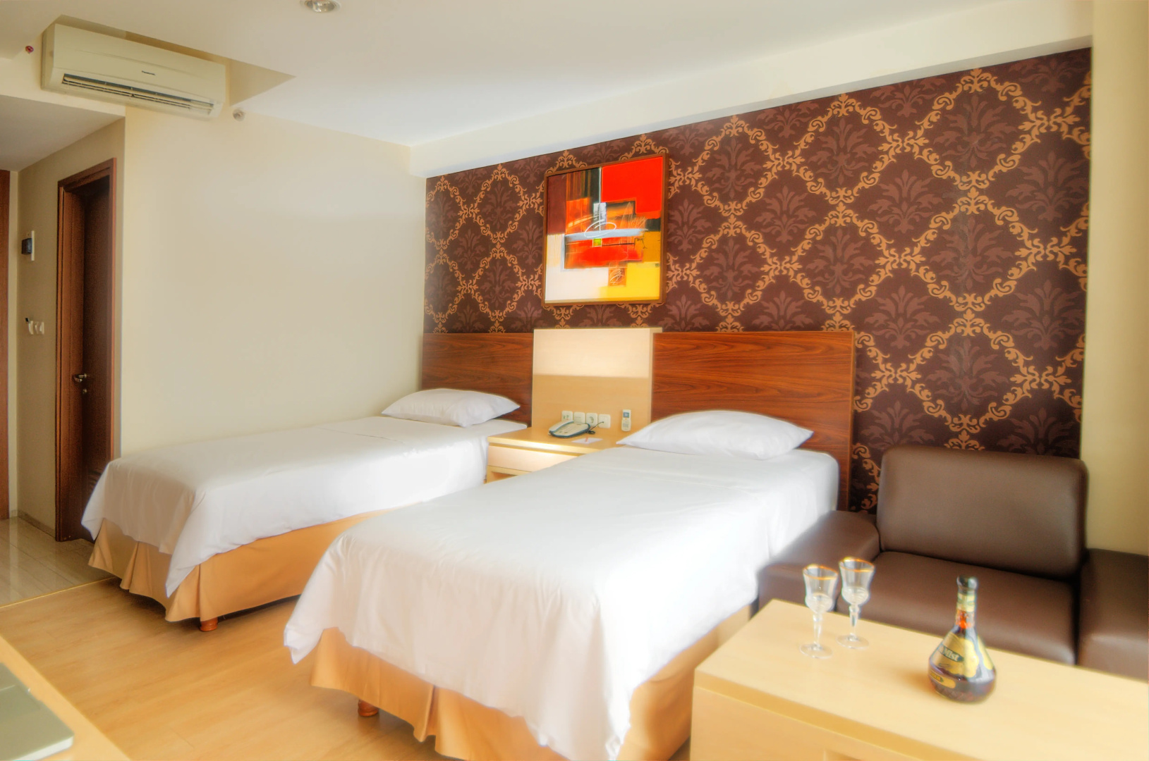 Photo - Avissa Suites