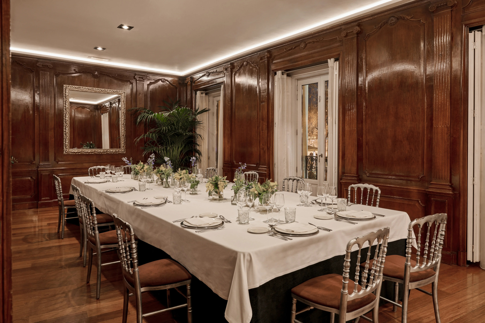 Photo - Hospes Puerta de Alcalá, a Member of Design Hotels