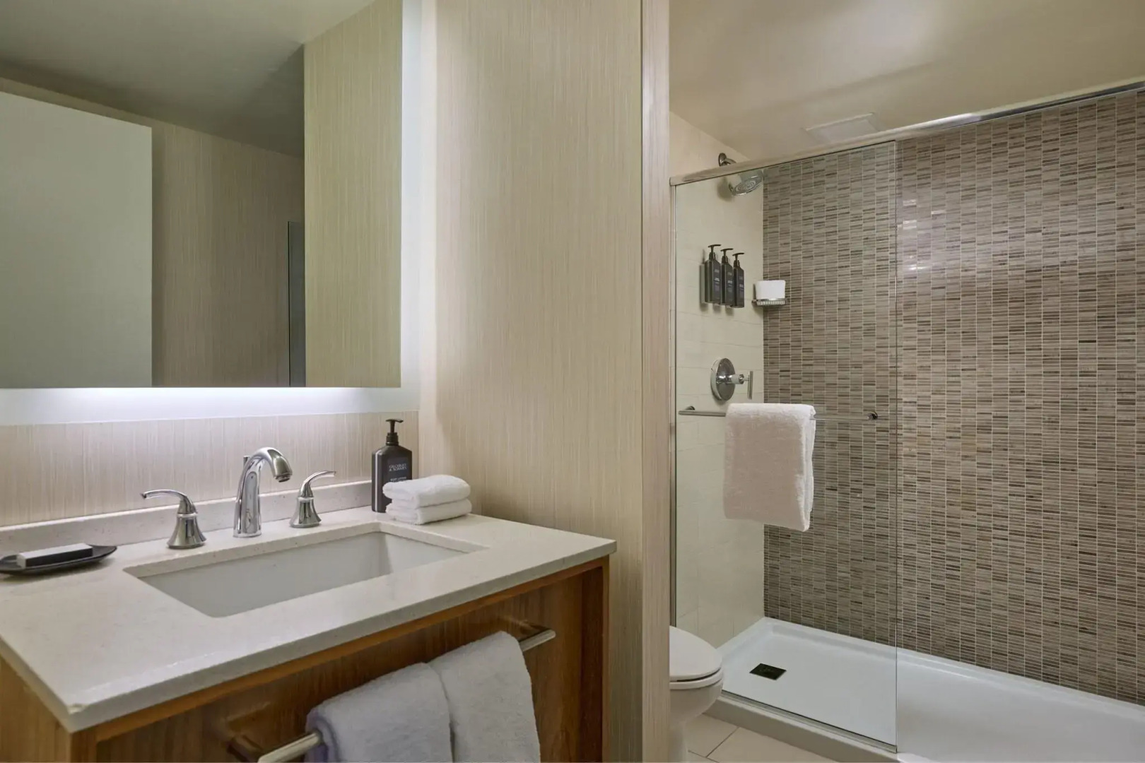 Photo - Sheraton Grand Chicago Riverwalk