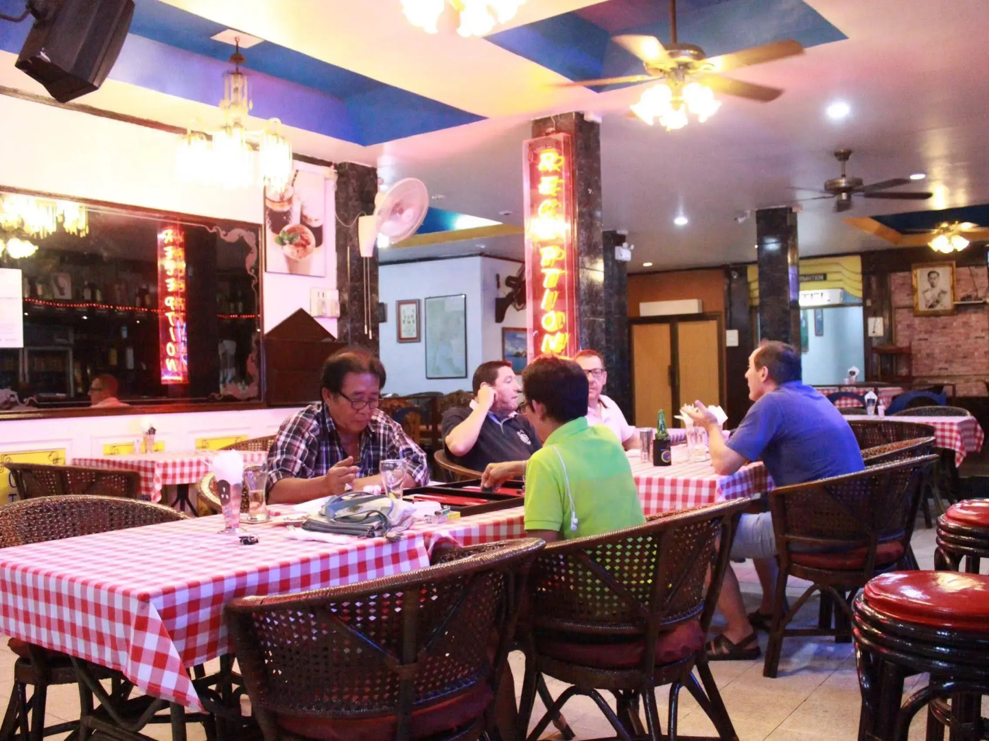 Foto - The Little Mermaid Guesthouse & Restaurant