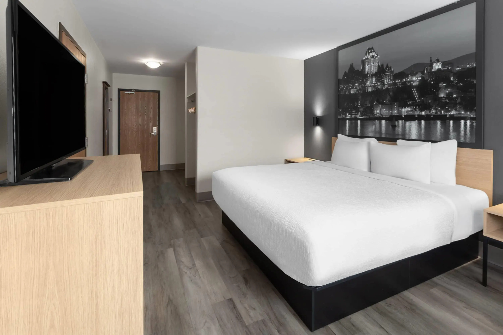 Photo - Super 8 by Wyndham Quebec City