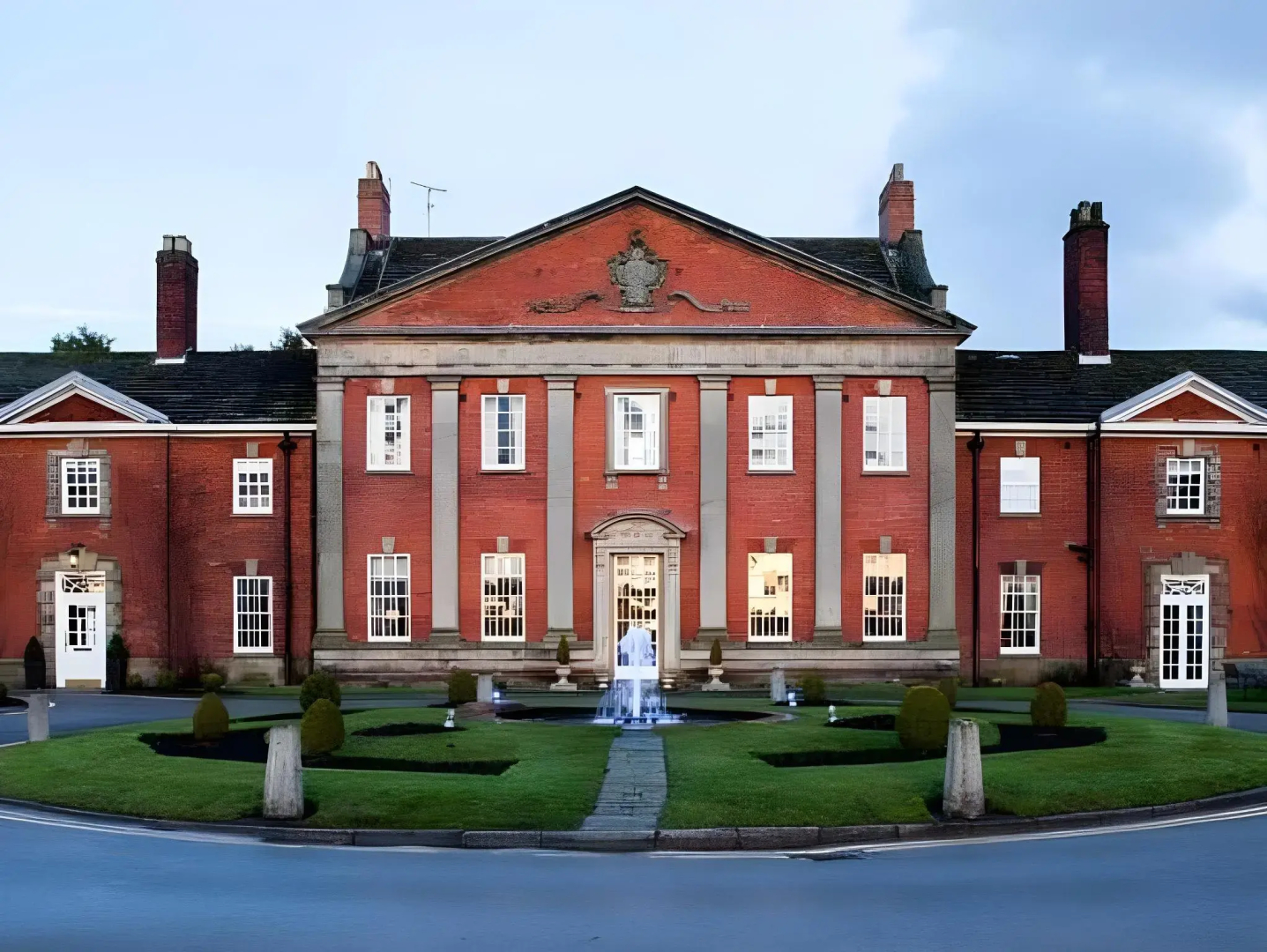Photo - Mottram Hall