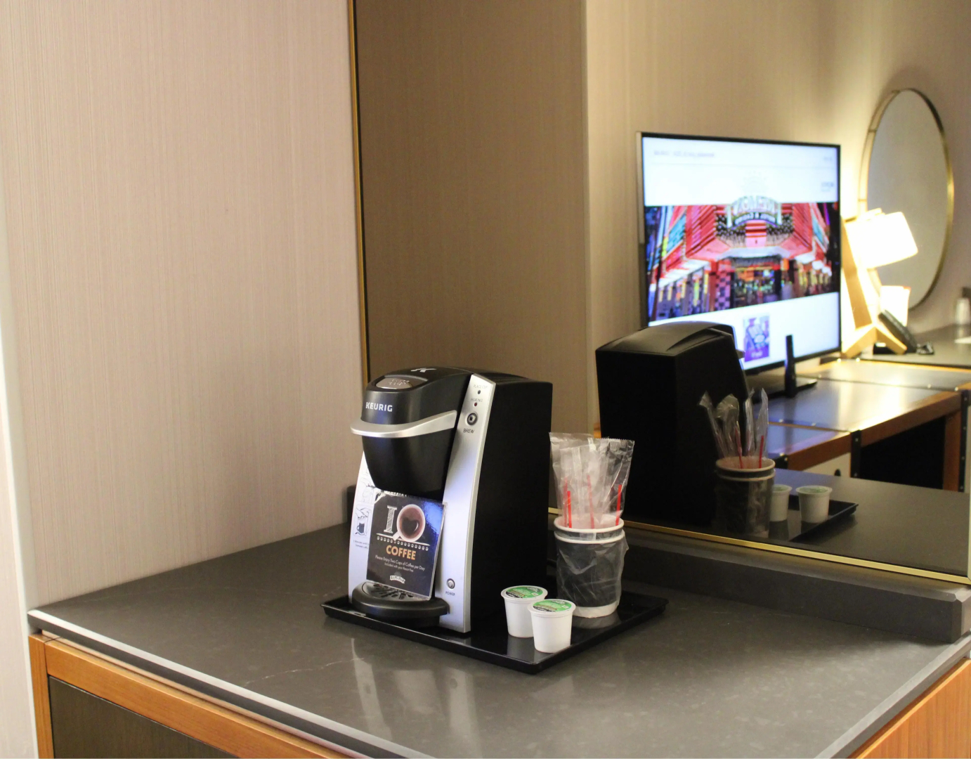 Photo - DOWNTOWN LAS VEGAS Beautiful Unit at 4 Queens Casino FREMONT