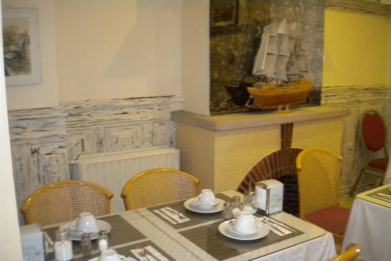 Photo - Hotel Queen Mary