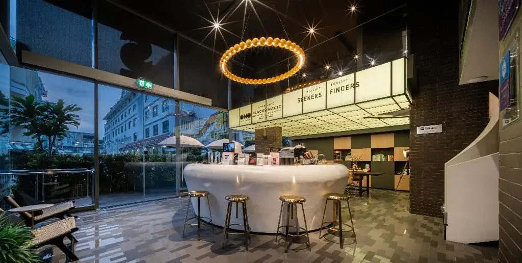 Photo - Seekers Finders Rama IV Hotel, SureStay Collection by BW