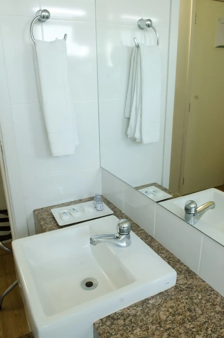 Photo - Ímpar Suítes Expominas