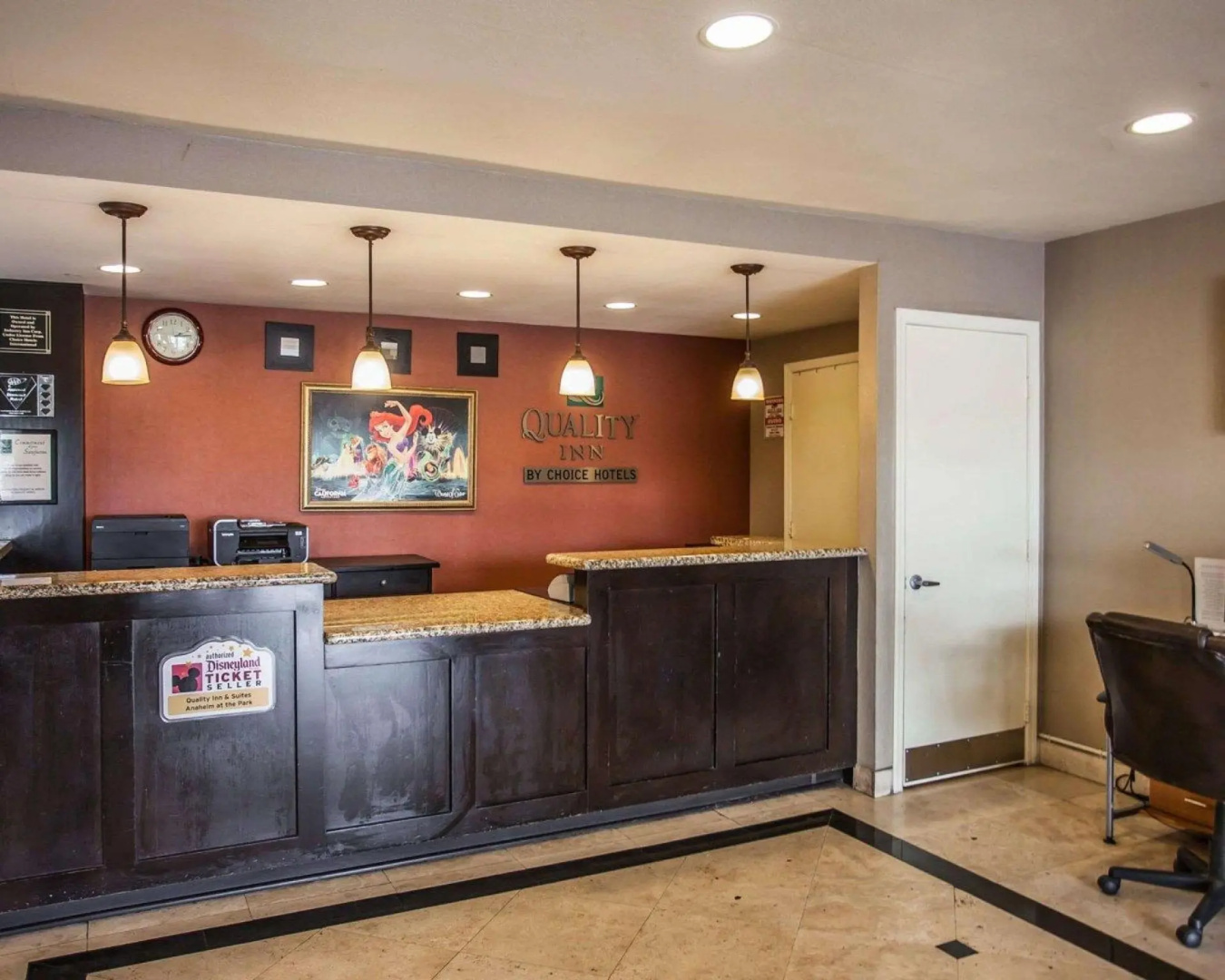 Photo - Quality Inn & Suites Anaheim at the Park