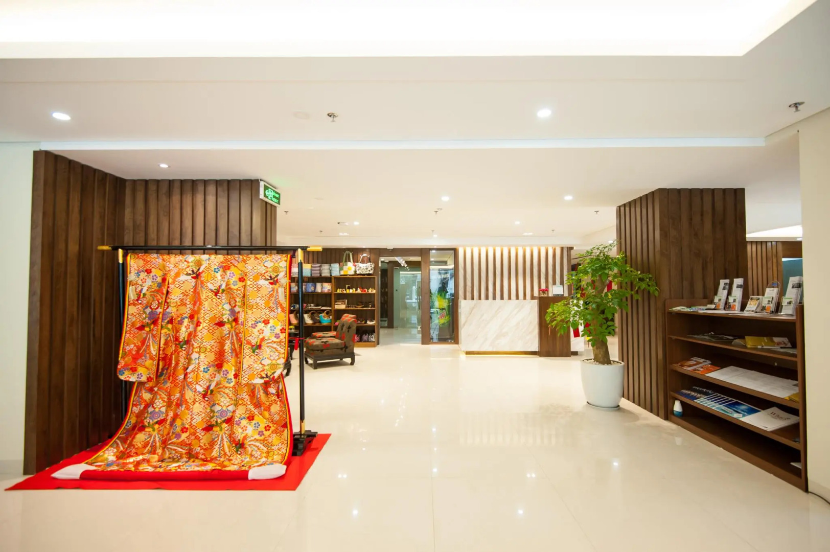 Foto - Signature by M Village Thợ Nhuộm