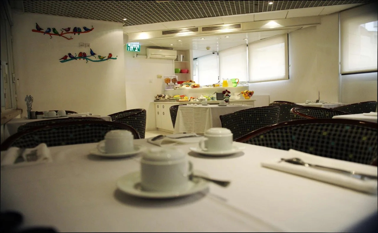 Photo - Best Western Regency Suites