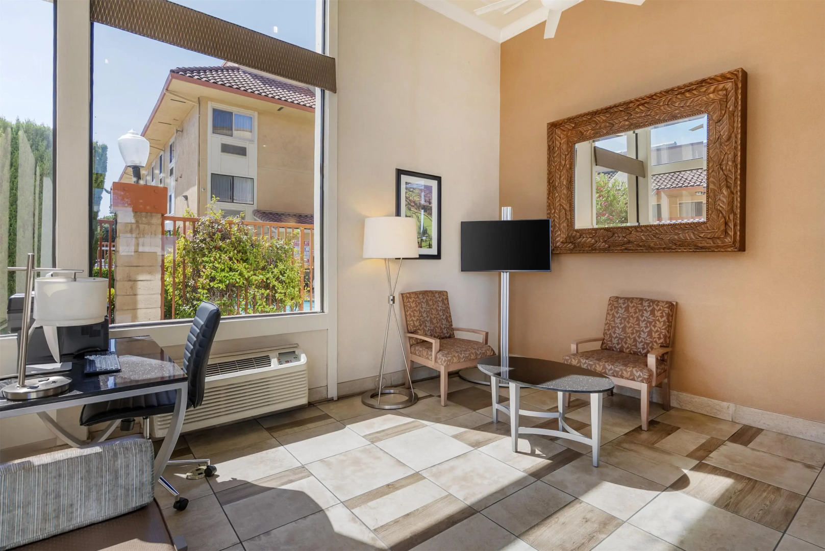 Foto - Best Western PLUS Inn of Hayward