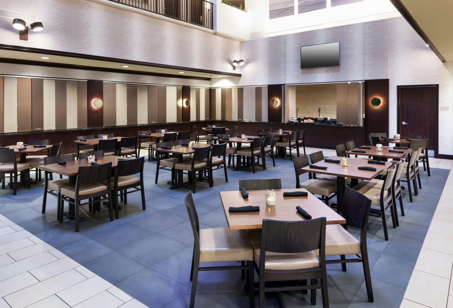 Photo - Embassy Suites by Hilton Tampa Brandon