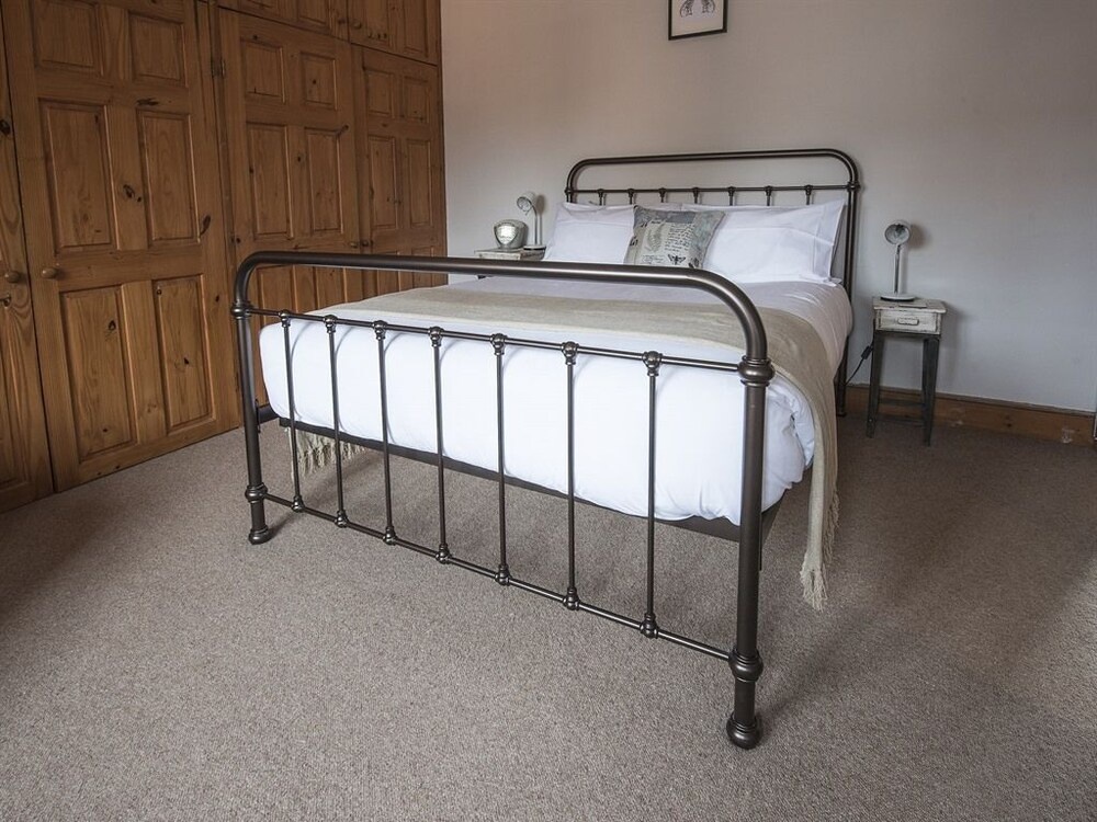Overleigh Cottage