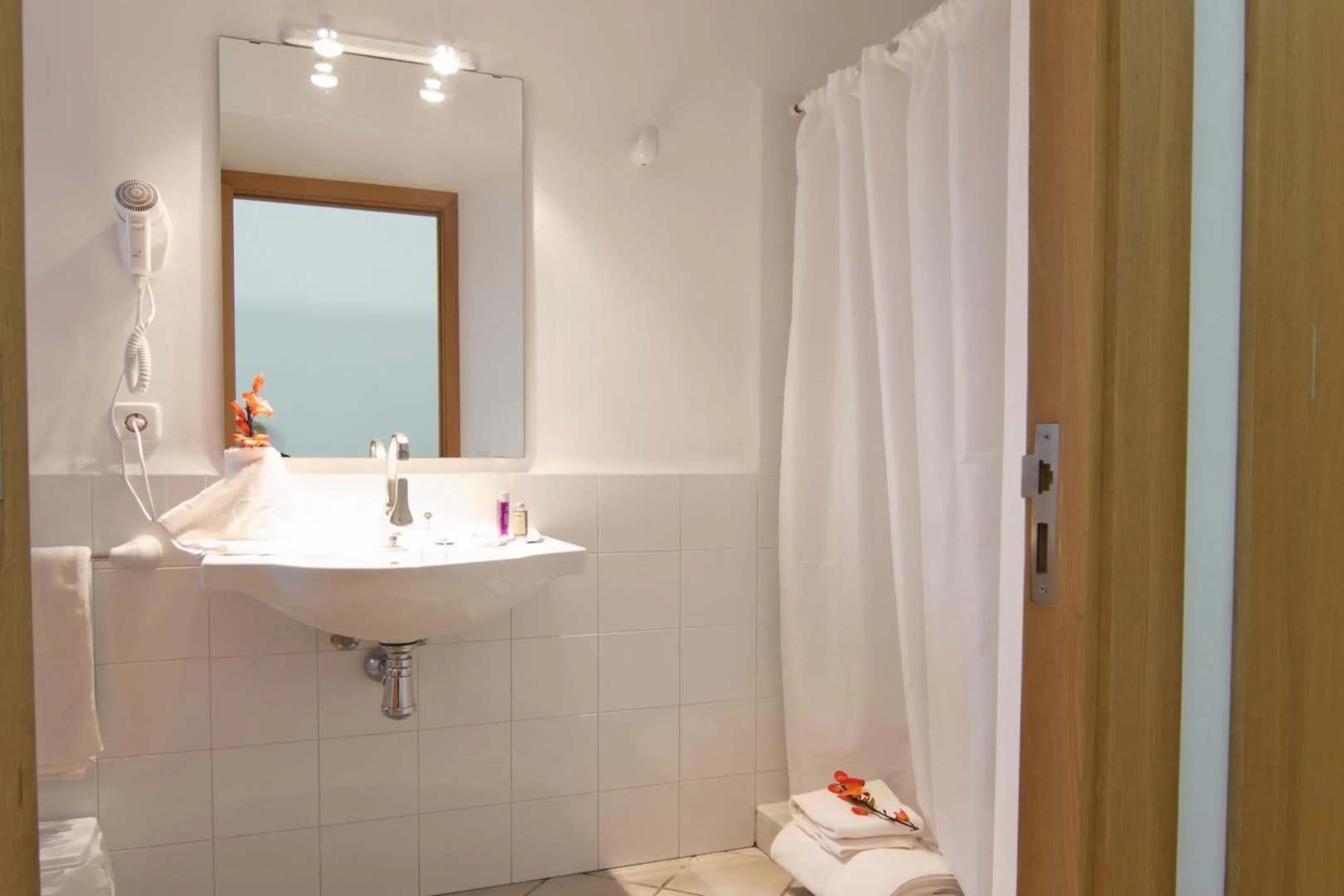 Photo - Petit Hotel Hostatgeria Sant Salvador