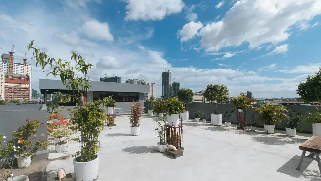 Photo - RedDoorz Plus at Evangelista Street Makati