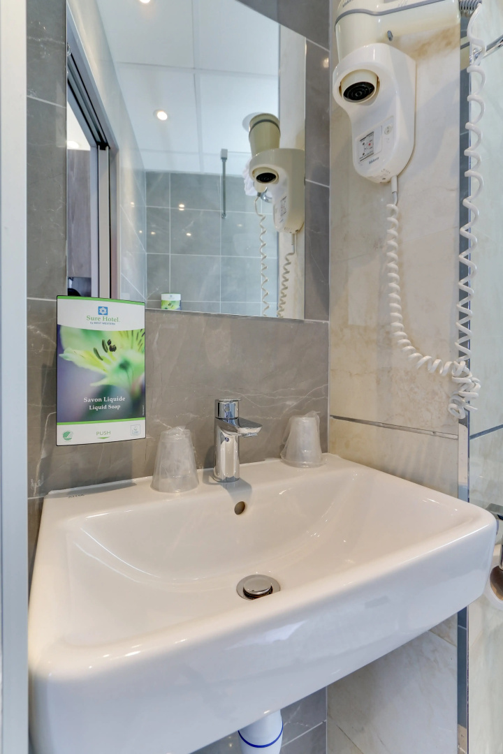 Foto - Sure Hotel by Best Western Paris Gare du Nord