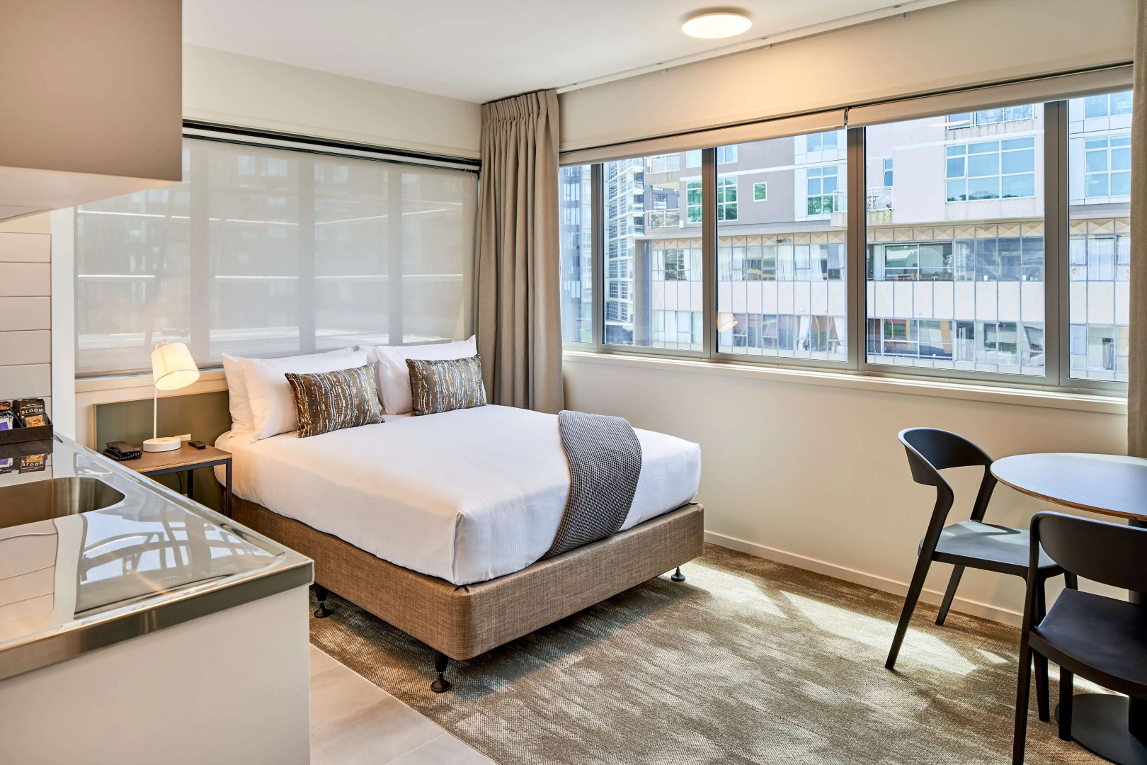 Photo - Sojourn Apartment Hotel - Ghuznee