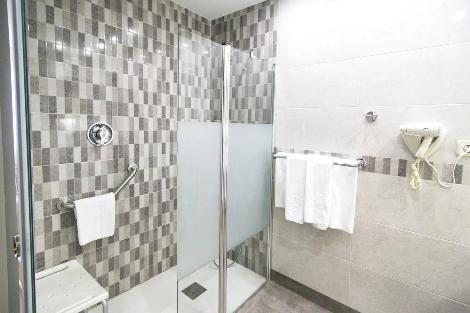 Photo - Hotel Albret