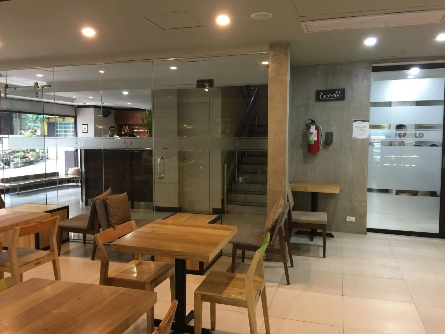 Photo - Golden Valley Hotel