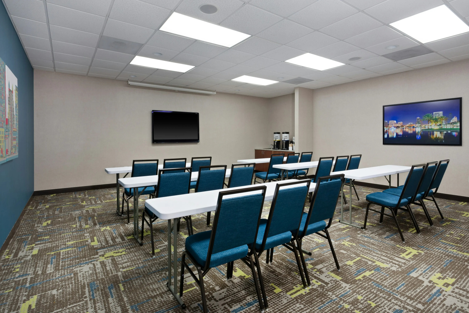 Photo - Hampton Inn & Suites Orlando Intl Dr N
