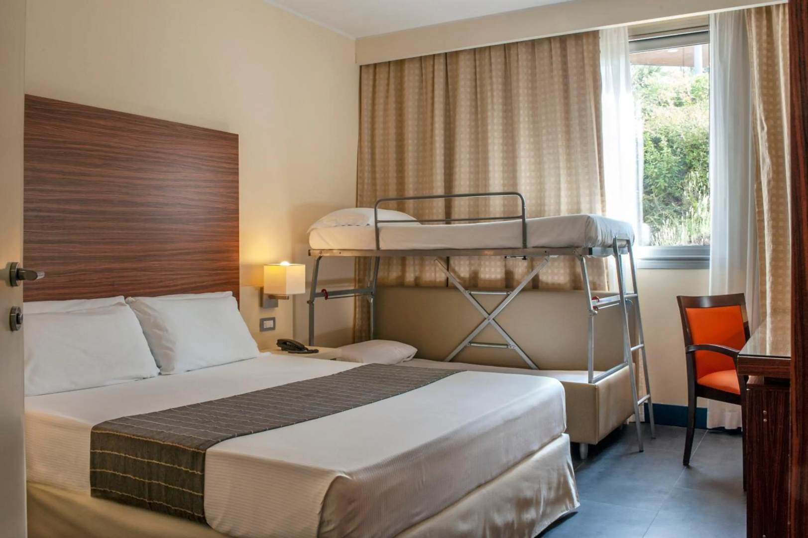 Photo - La Meridiana Bleisure Hotel