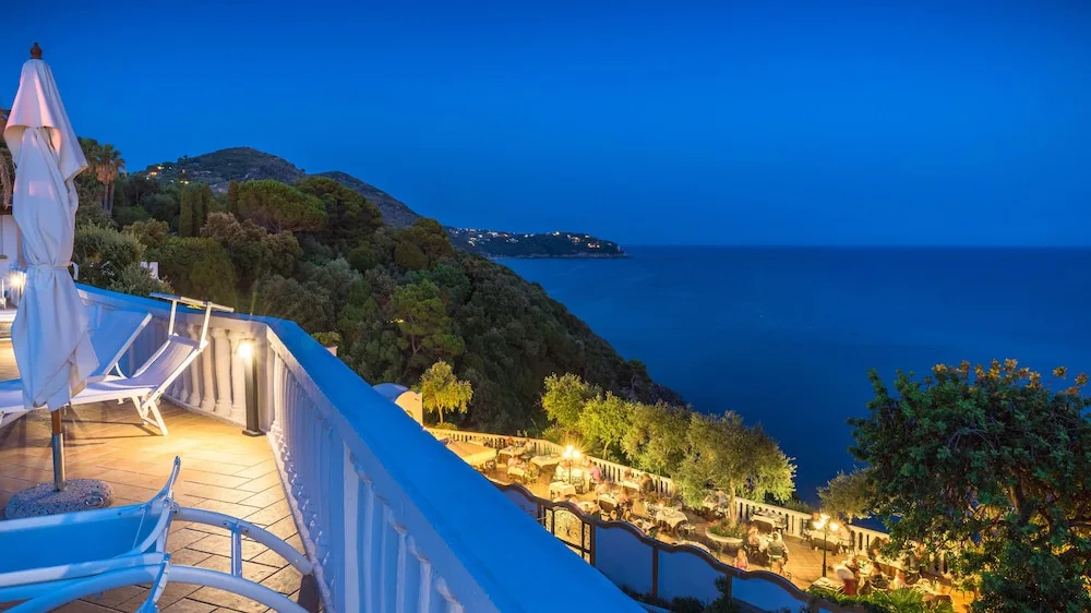 Photo - Grand Hotel Le Rocce