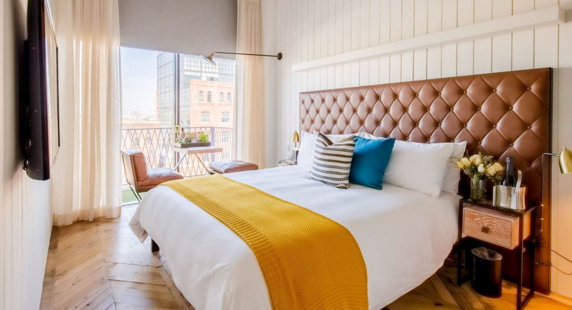 Photo - Arlo Williamsburg