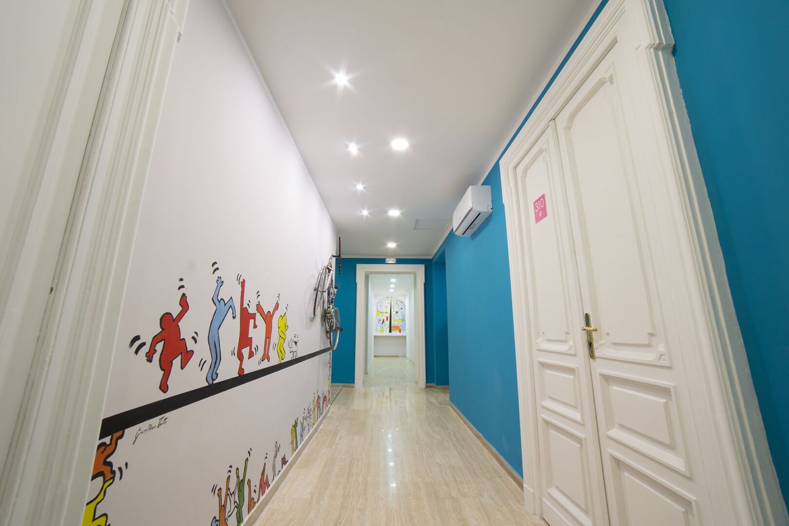 Photo - P.C. Boutique H. Vesuvius, Napoli Centro, by ClaPa Group