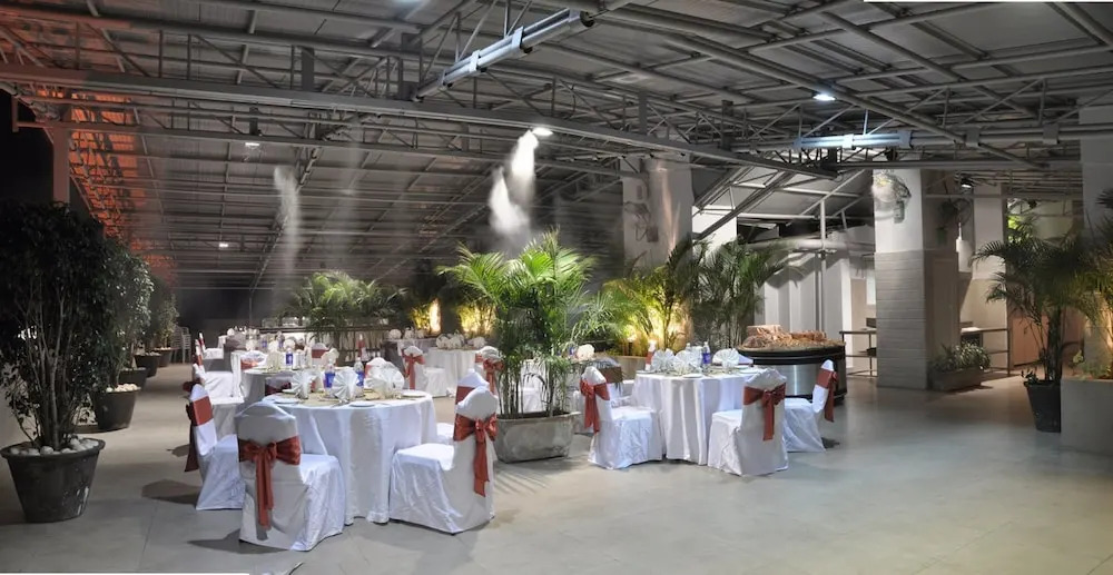 Photo - The Central Court