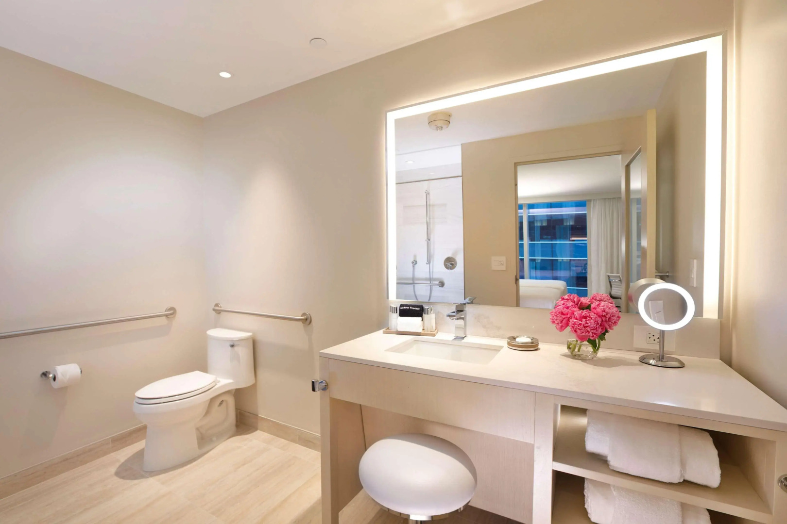 Photo - HALL Arts Hotel, Dallas, Autograph Collection