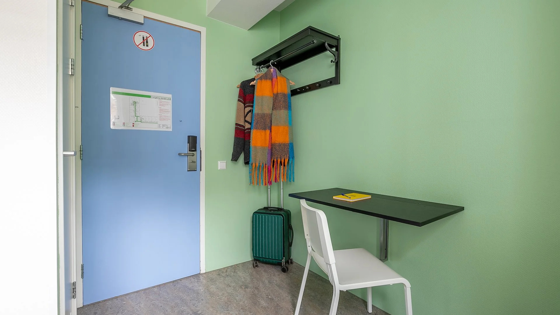 Photo - Hans Brinker Hostel