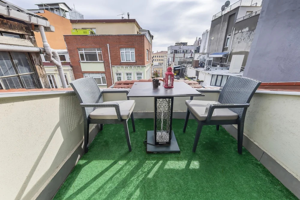 Foto - The Business Class Suit Karakoy