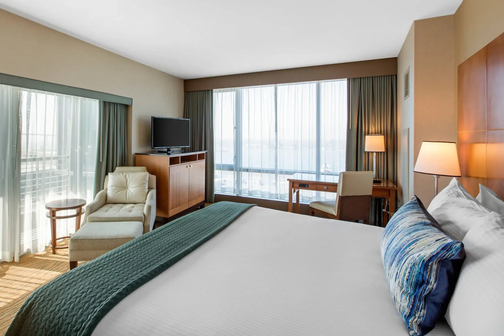 Photo - Omni San Diego Hotel at the Ballpark