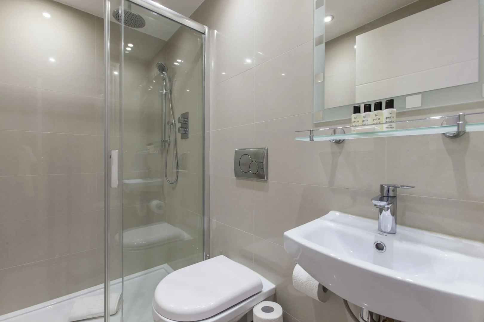 Photo - Hotel Shepherds Bush London