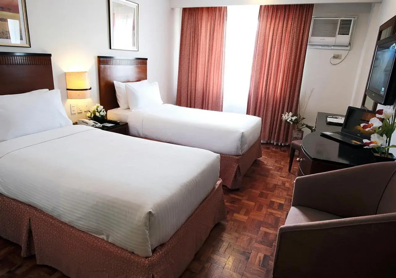 Foto - Fersal Hotel Neptune Makati