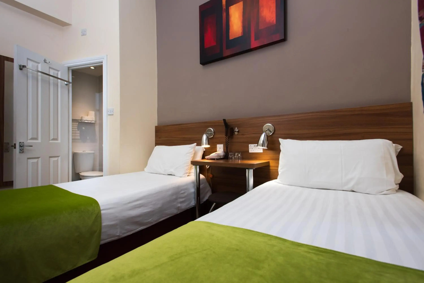 Photo - Dover Hotel - B&B