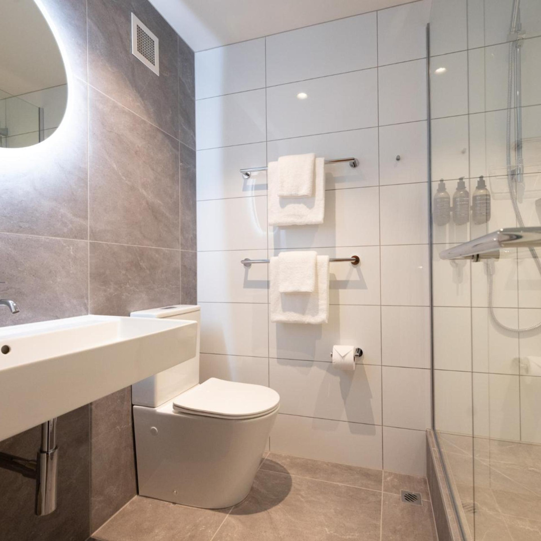 Photo - Auckland Rose Park Hotel