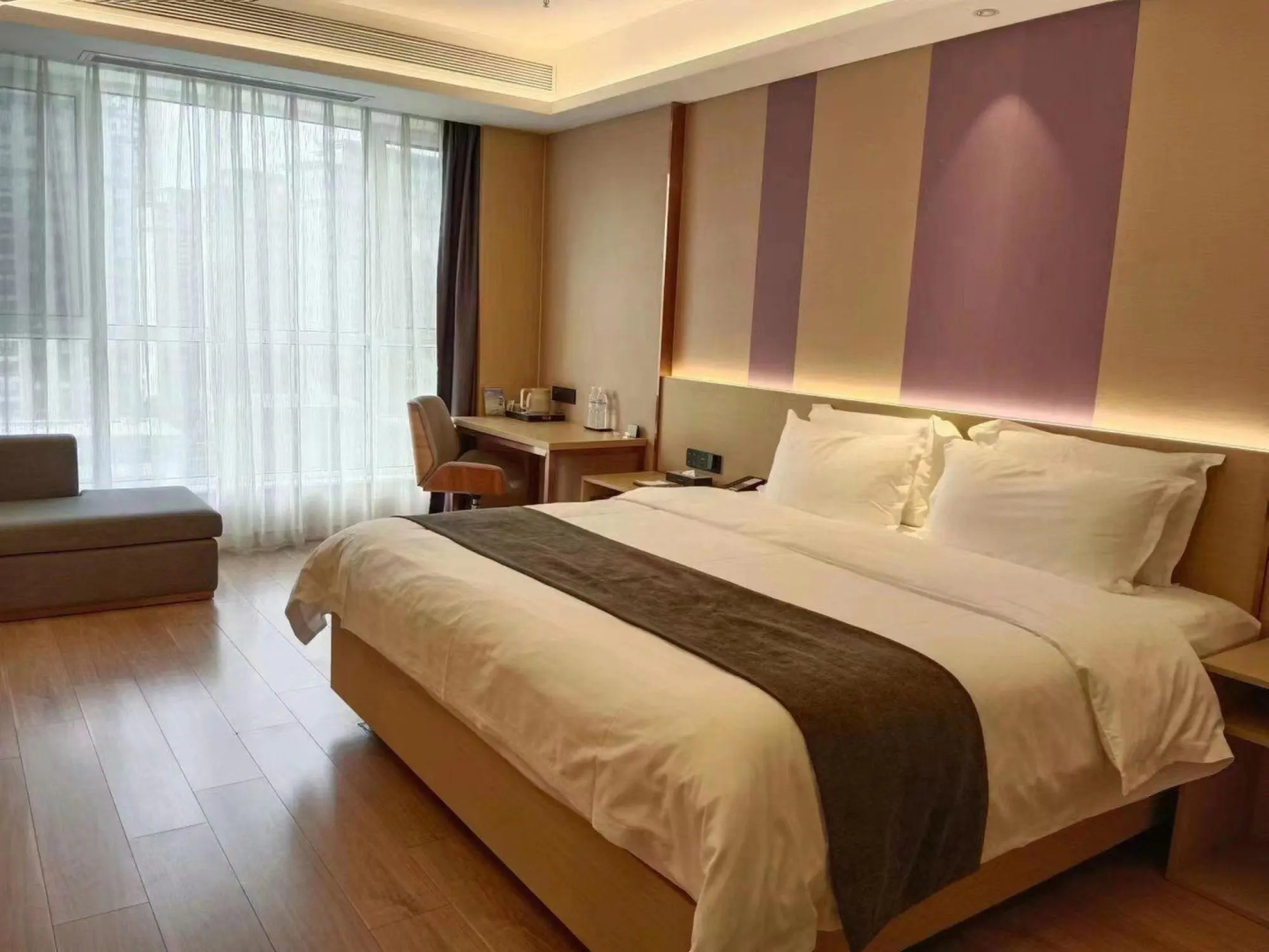 Lavande Hotel (Hohhot East  Station Branch)