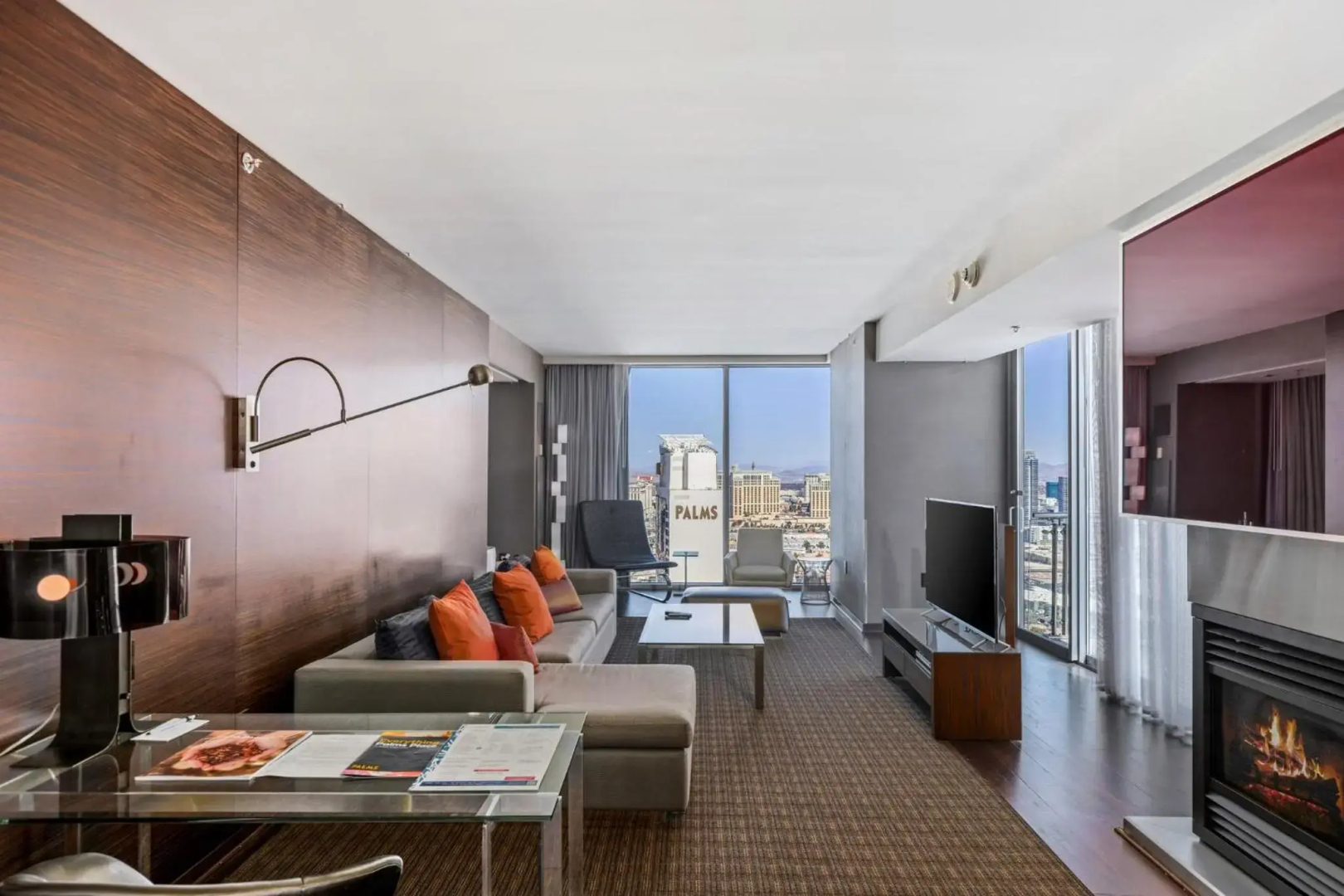 Photo - Luxury Suites at Palms Place