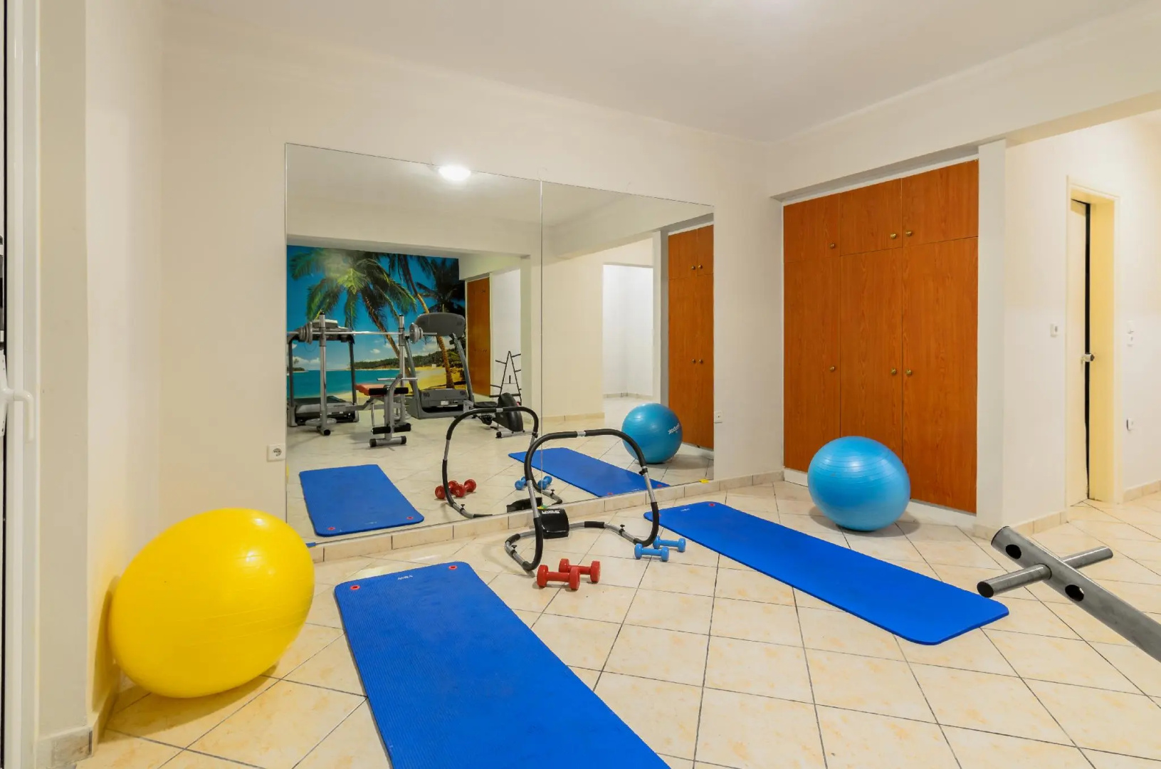 Photo - Karras Hotel