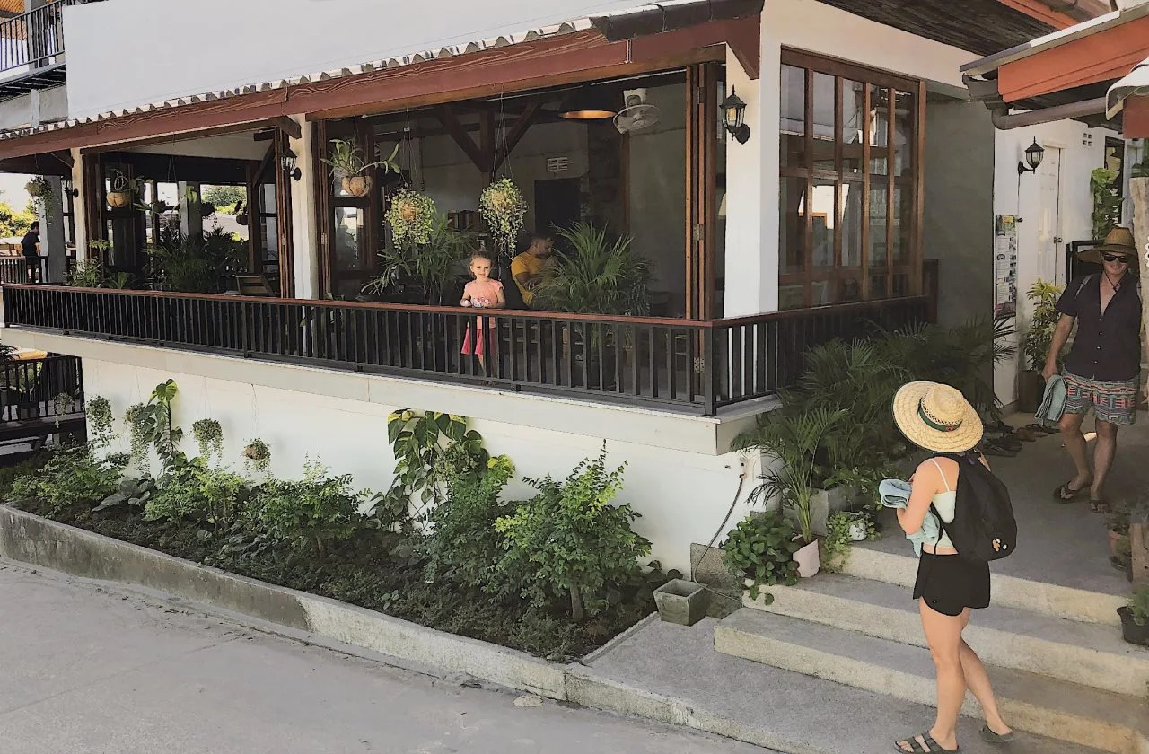 Photo - The Reef Hotel & Studios