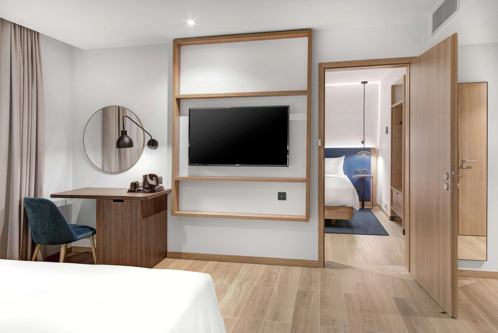 Photo - Hilton Garden Inn Bucharest Airport