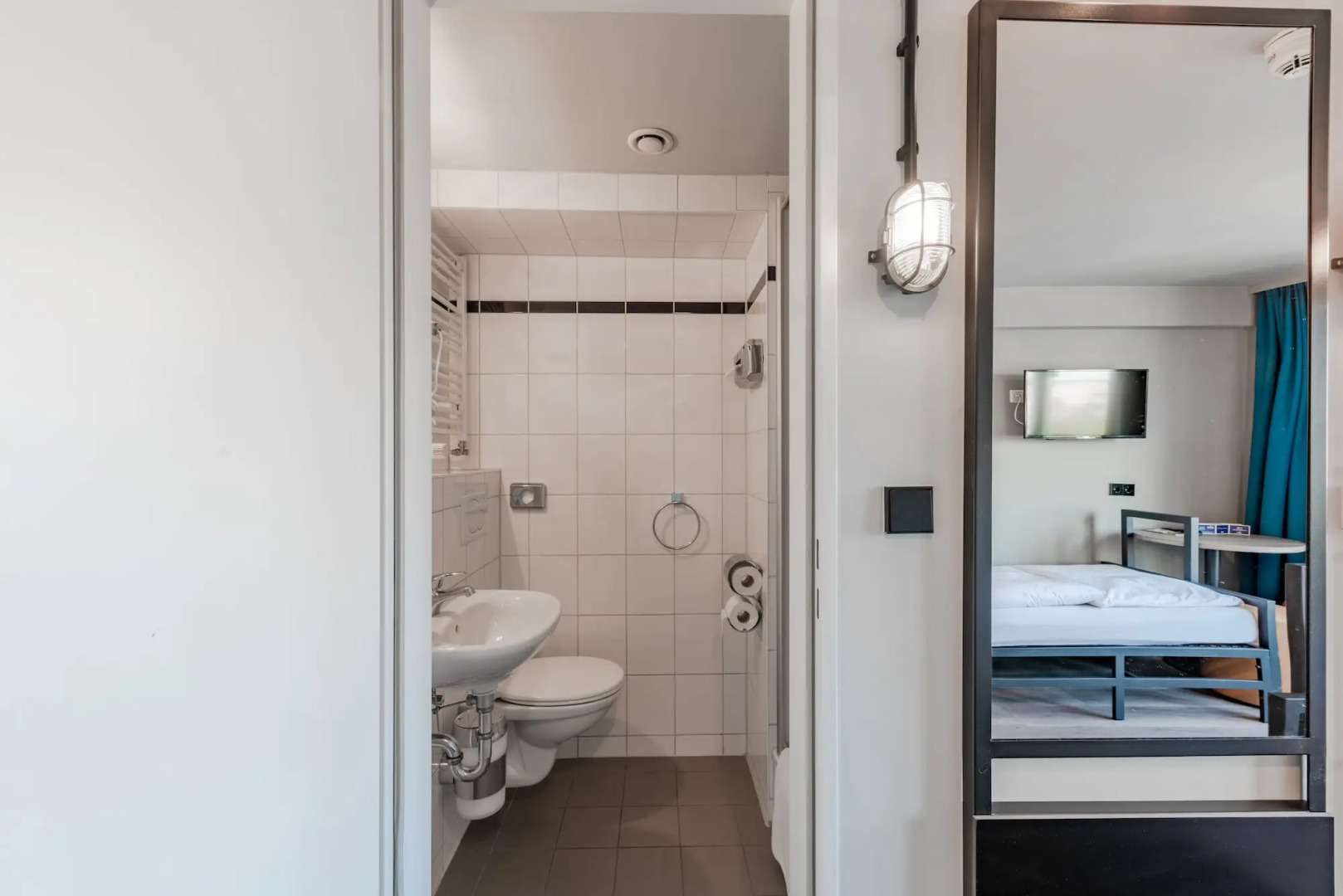 Photo - a&o Hamburg City