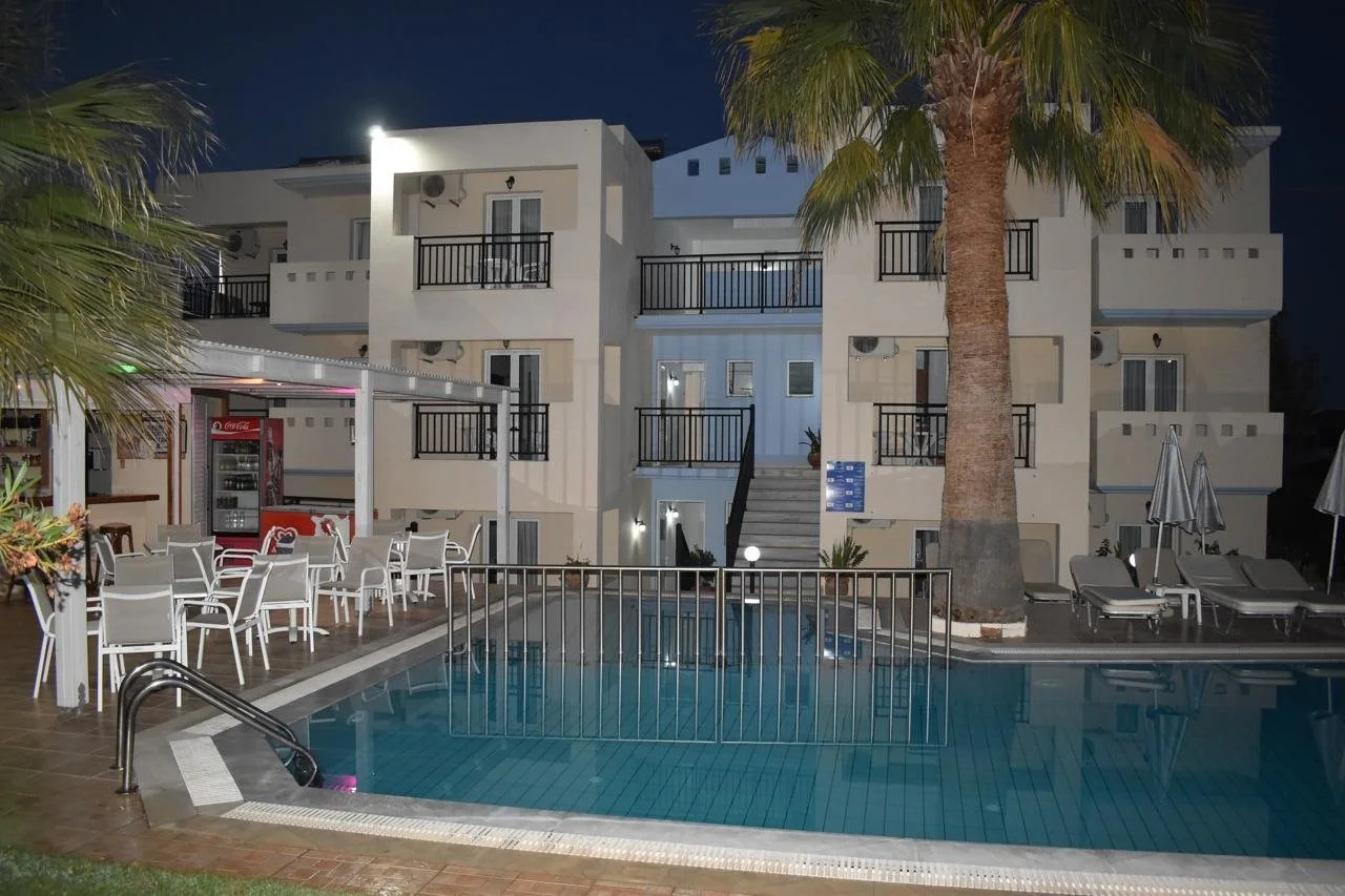 Photo - Sunshine Studios & Apartments